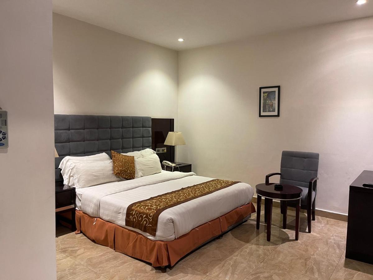 Central Boutique Hotel Moradabad Exterior photo